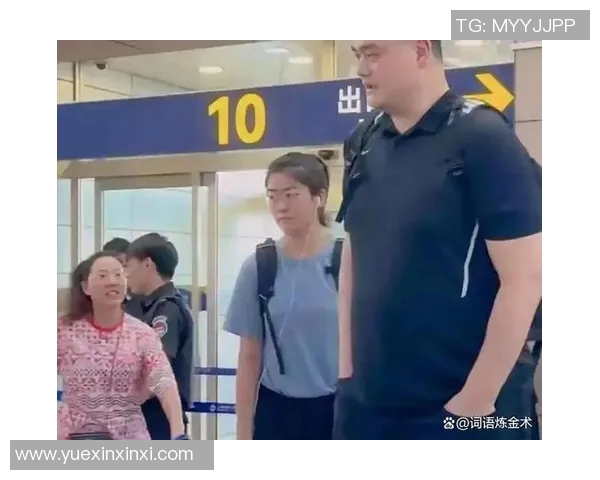 姚明的父亲身高惊人遗传了篮球巨星的基因与梦想