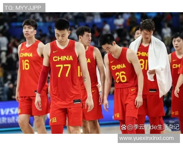 姚明在对阵太阳的比赛中展现绝佳单打技巧引发球迷热议 姚明在对阵太阳的比赛中展现绝佳单打技巧引发球迷热议