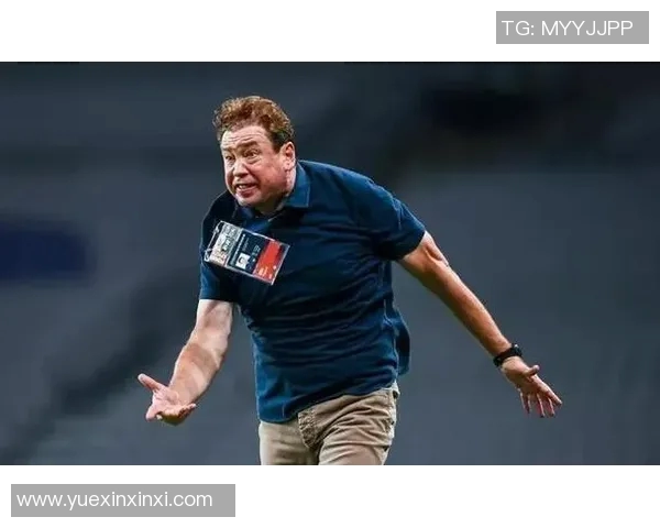 足球明星硬汉风采尽显的魅力包图片分享与解析